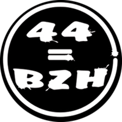 Badge 44 = BZH � r�f. 029