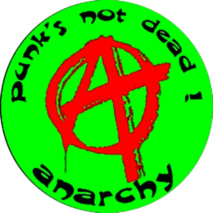 Badge Punk's not dead - anatchy – réf. 010